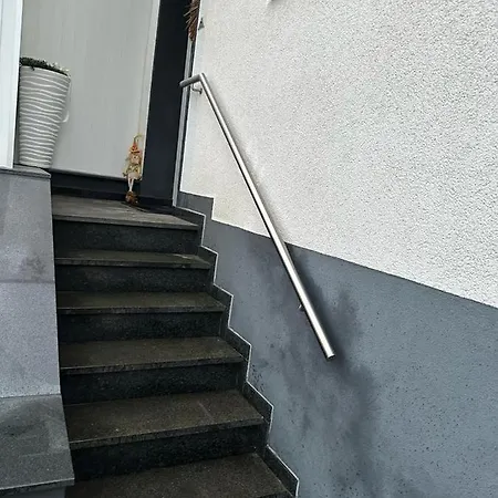 Privatunterkunft, Ferienwohnung, Monteurswohnung *