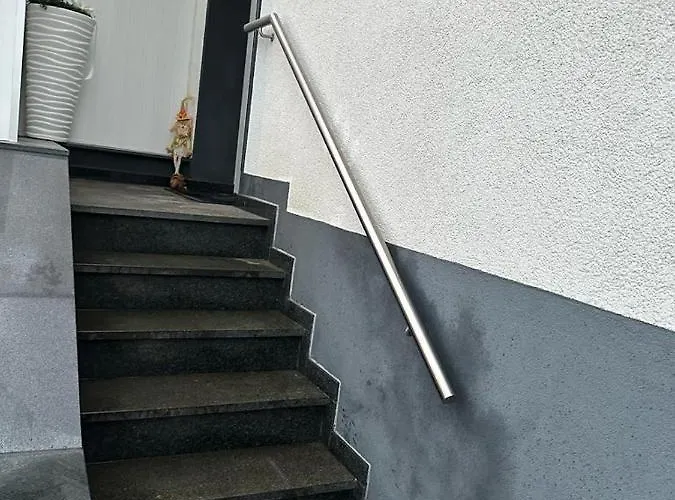 Privatunterkunft, Ferienwohnung, Monteurswohnung *